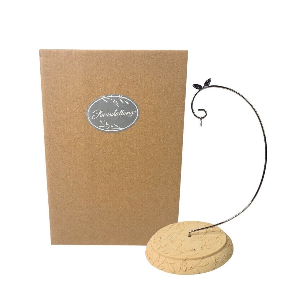 Foundations 2012 Ornament Holder Display Stand Hanger Rack Wire Heavy Base Box